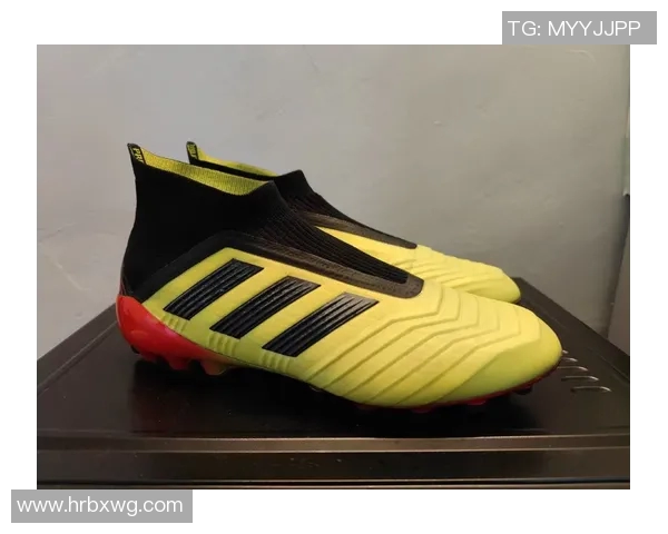 男士足球明星训练鞋推荐助你提升球技与场上表现