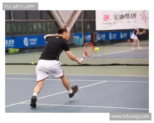 聚焦网球:探讨上海网球队员个人能力提升与团队协作的关系